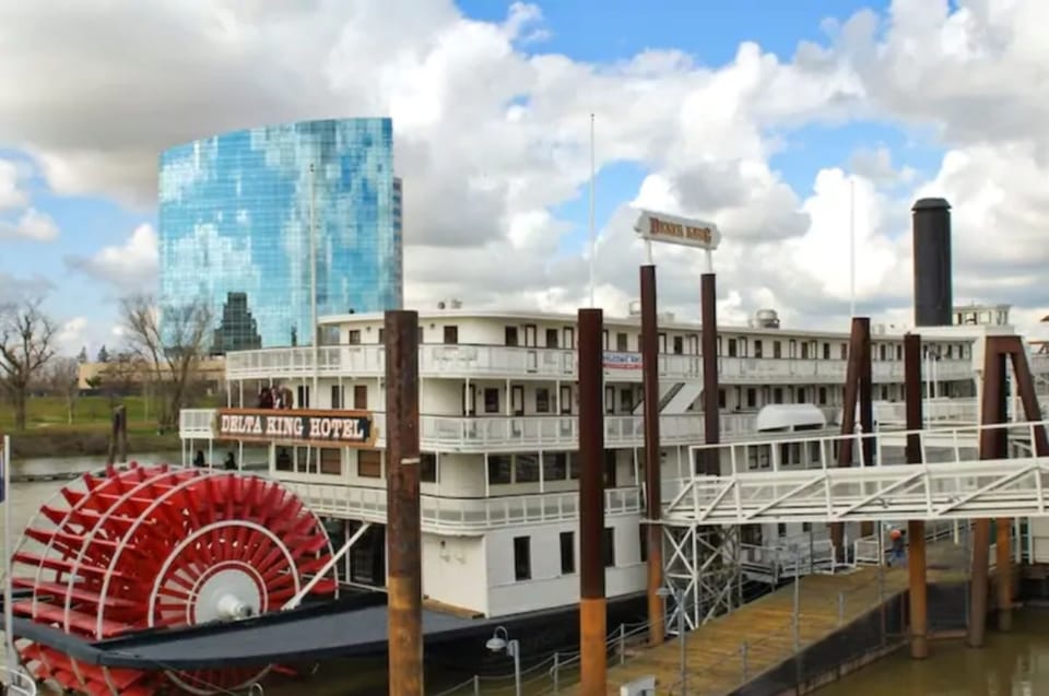 Old Sacramento Waterfront