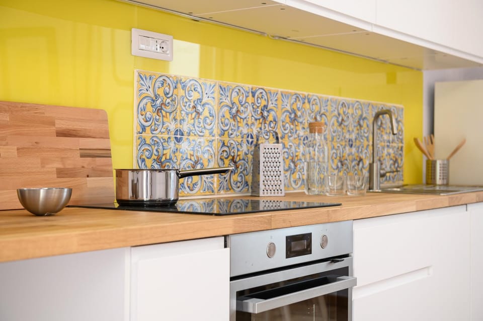House | Private kitchen | Dining tables
