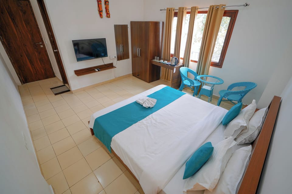 Deluxe Double Room | Egyptian cotton sheets, premium bedding, down comforters