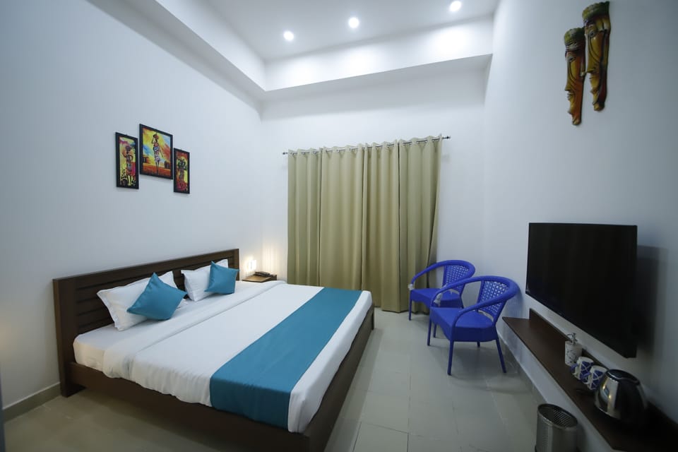 Egyptian cotton sheets, premium bedding, down comforters