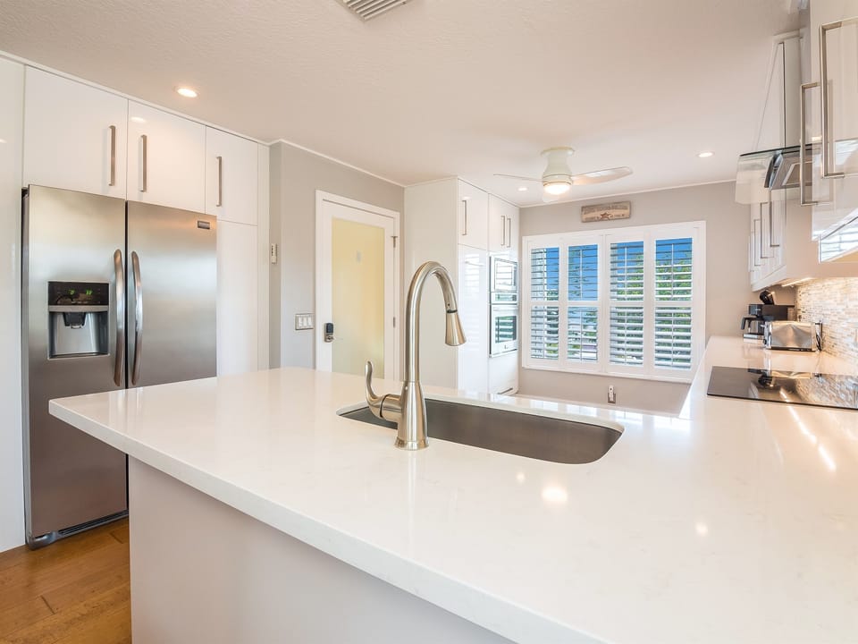 Beautiful white countertops