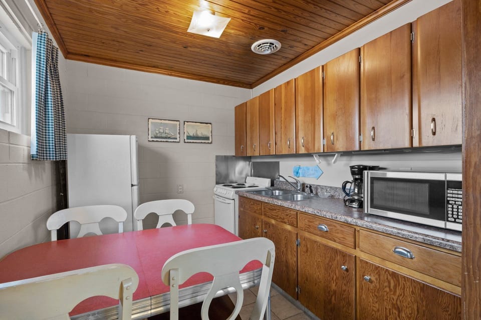 Kitchen with dining