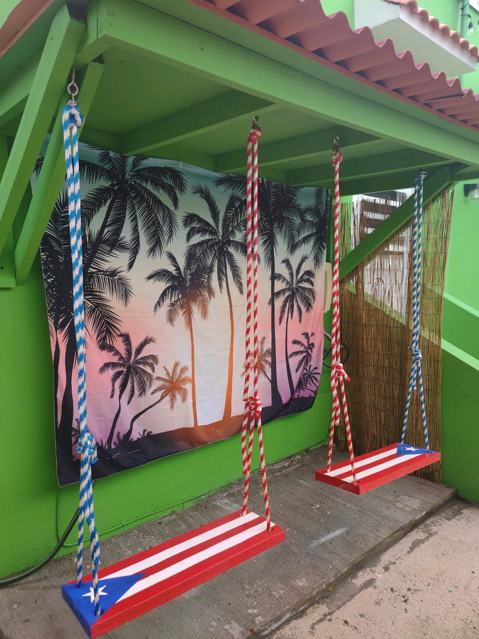 2 handmade swings made by owners for you to enjoy :)