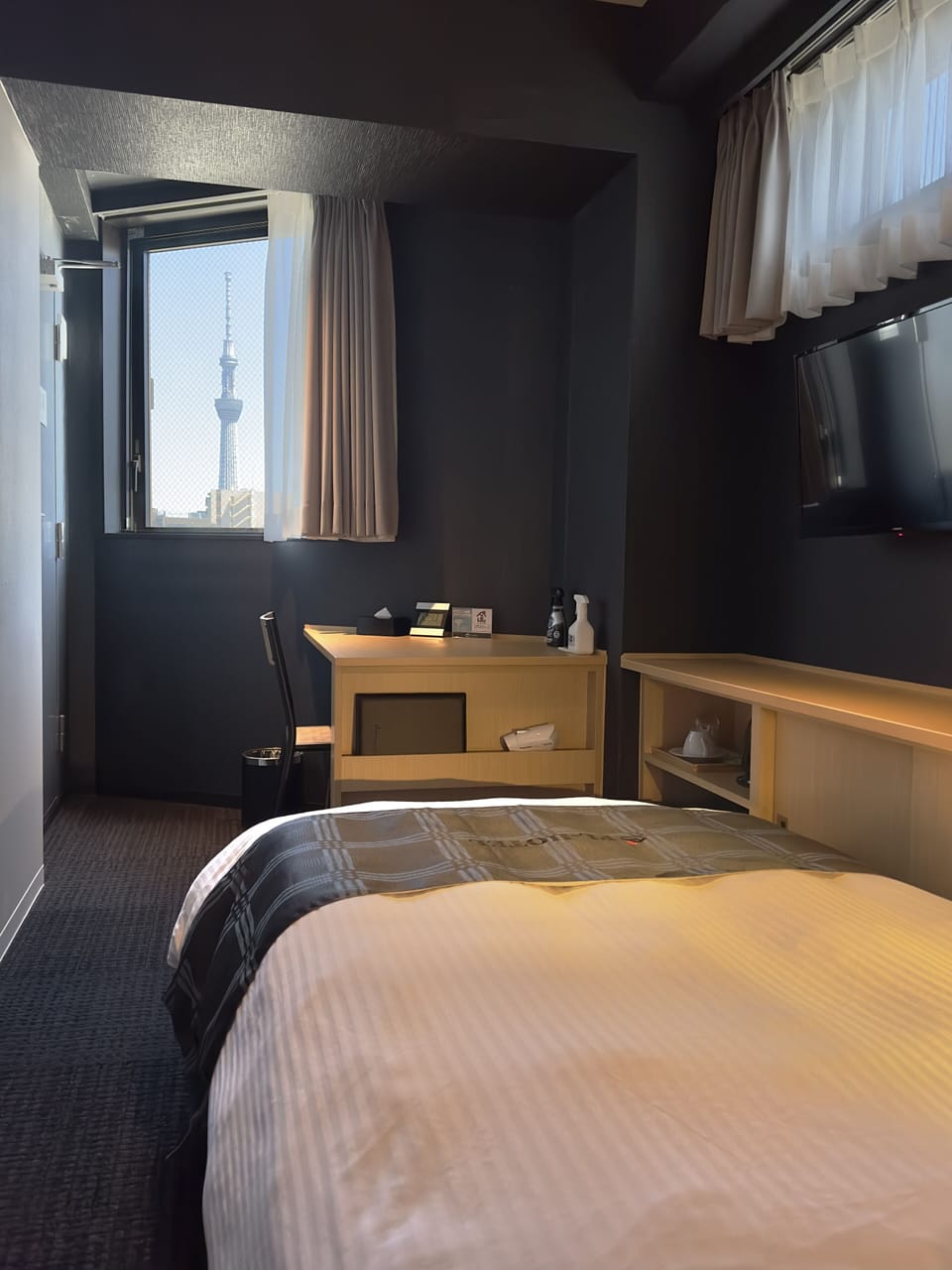 Minibar, desk, laptop workspace, blackout drapes
