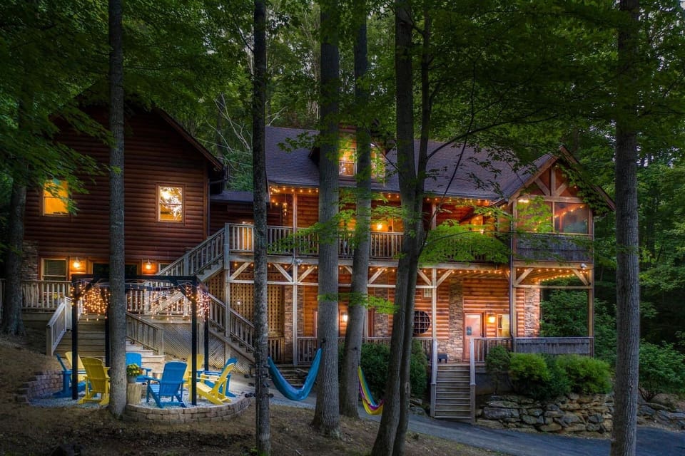 Mountain Majesty - an eclectic multigen style luxury cabin where beauty & relaxation meets fun. There is something for every age group in this beauty!