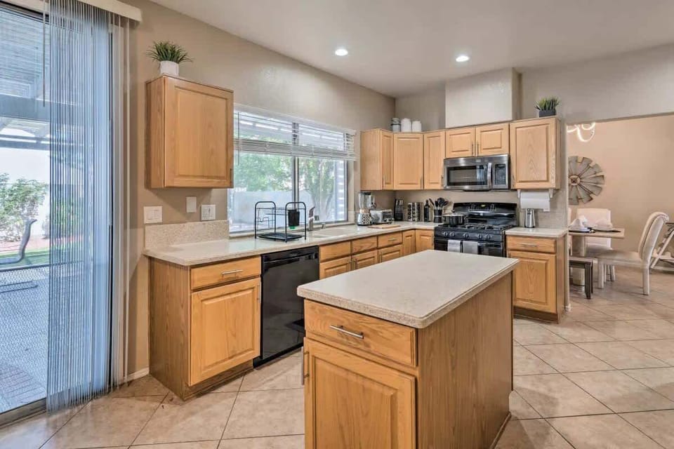 Kitchen | 1st Floor | Dishwasher | Cooking Basics