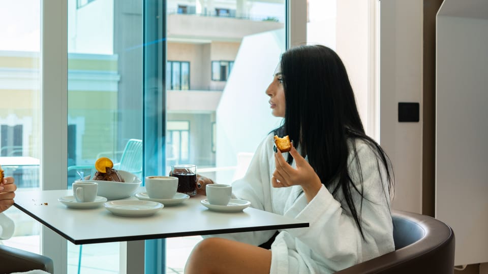 Suite con Vasca Idromassaggio | Egyptian cotton sheets, premium bedding, down comforters
