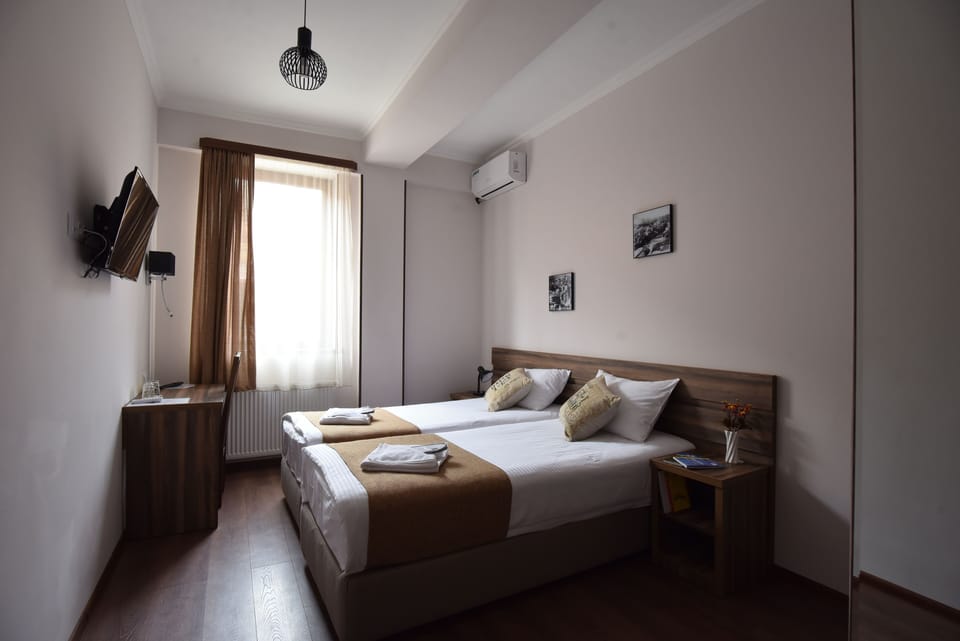 Free WiFi, bed sheets