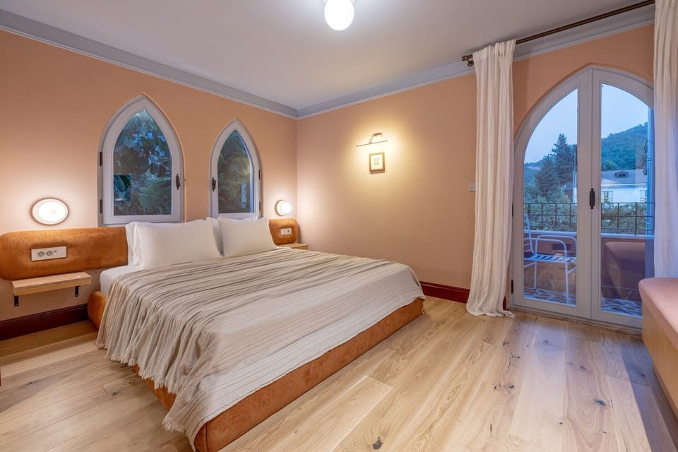 Double Room | Premium bedding, minibar, laptop workspace, free WiFi