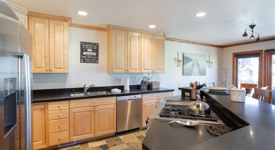 Room, Indoors, Chair, Furniture, Kitchen
