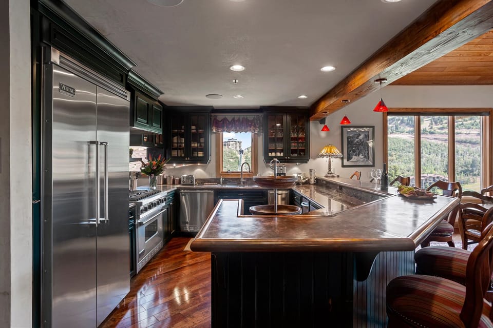 Room, Indoors, Flooring, Kitchen