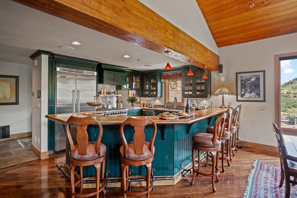 Room, Indoors, Flooring, Kitchen