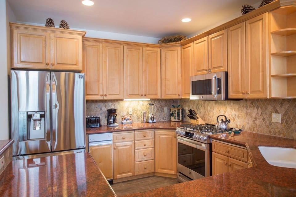Room, Indoors, Kitchen, Oven, Furniture