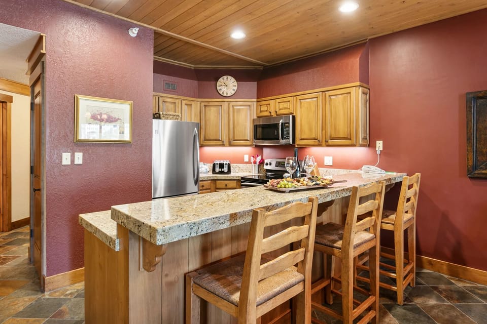Indoors, Floor, Kitchen, Flooring, Microwave
