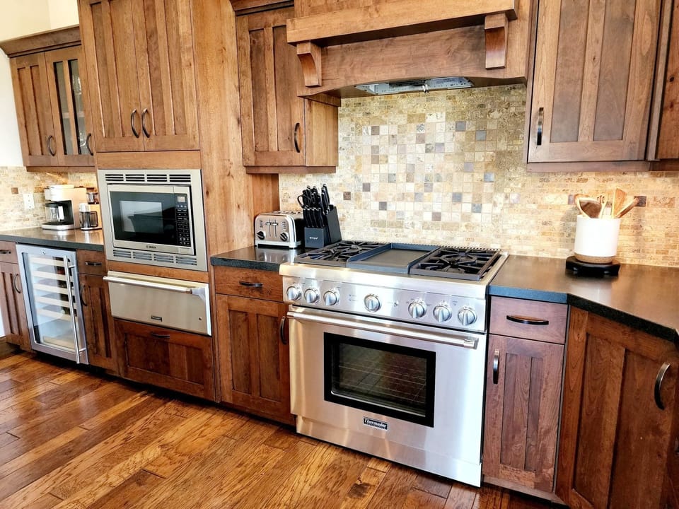 Fully stocked kitchen and appliances