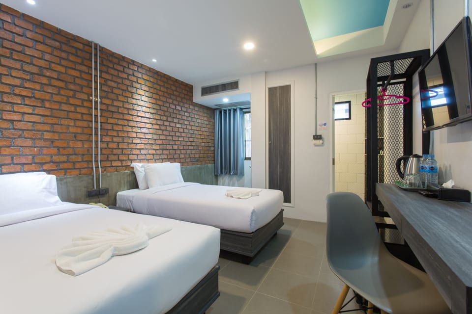 Superior Room (New Style) | Desk, free WiFi