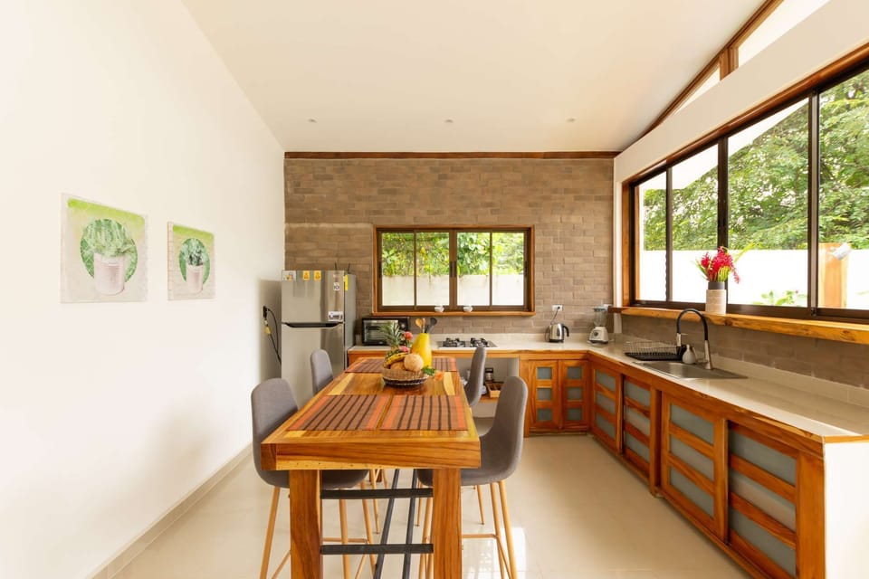 fully equipped kitchen
