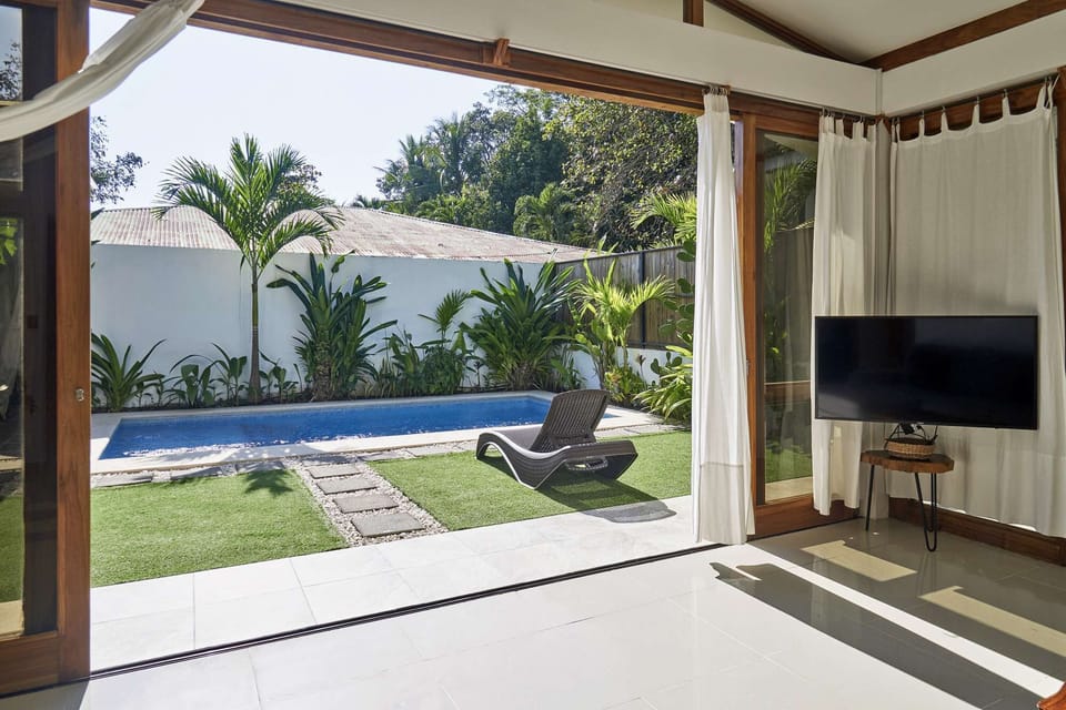 Pool area