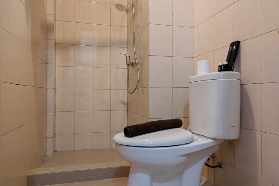Simply And Clean 2Br Apartment At Vida View Makassar Apartment in Indonesia