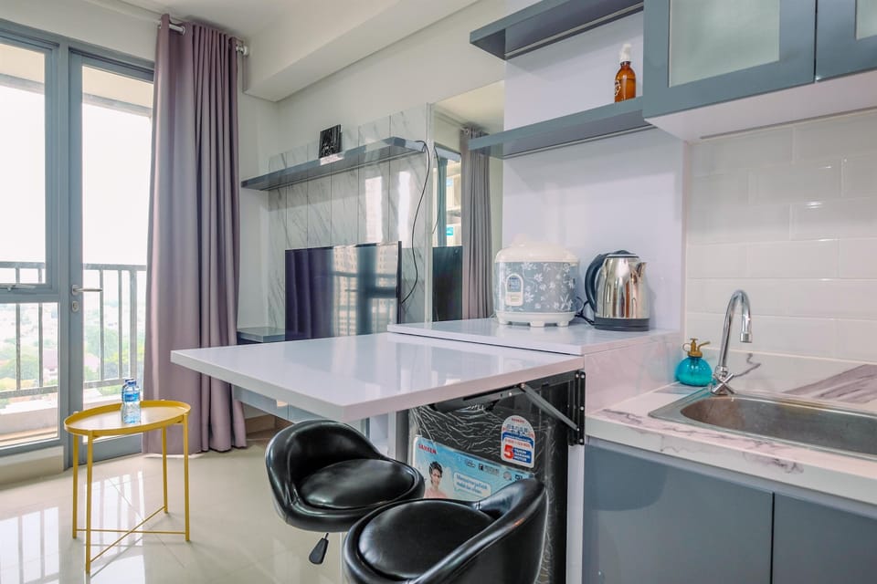 Apartment, 2 Bedrooms | Dining room