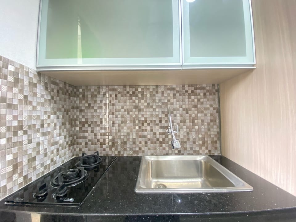 Apartment | Private kitchen | Fridge, stovetop, cookware/dishes/utensils