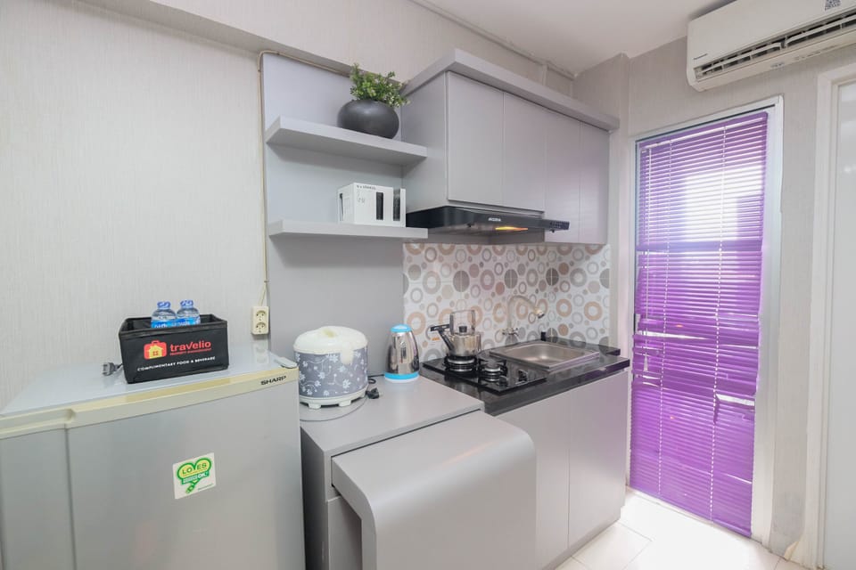 Apartment, 2 Bedrooms | Private kitchen | Fridge, stovetop, cookware/dishes/utensils