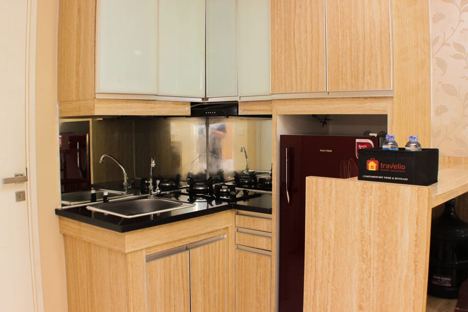 Apartment, 2 Bedrooms | Private kitchen | Fridge