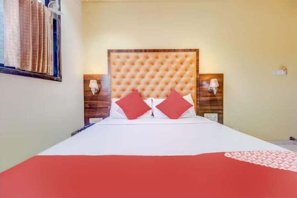 Deluxe Double Room | Blackout drapes, free WiFi, bed sheets