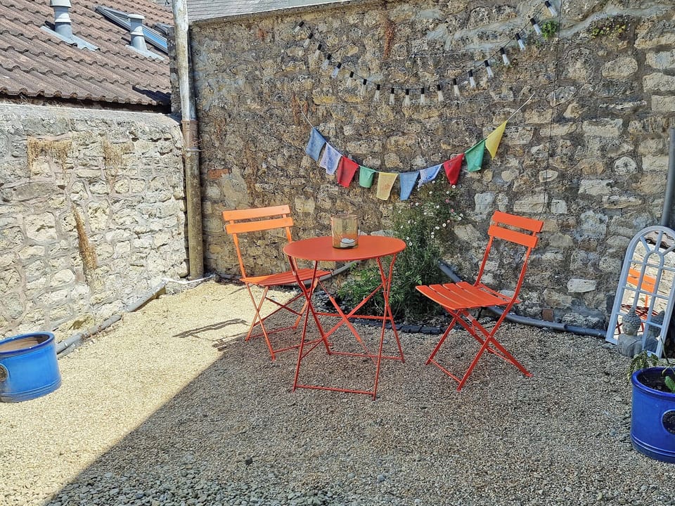 Sitting-out-area | The Piggery, Carlingcott, near Bath