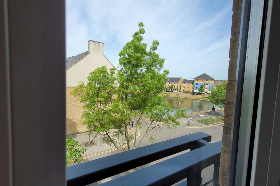 Comfort House | 4 bedrooms, desk, laptop workspace, iron/ironing board