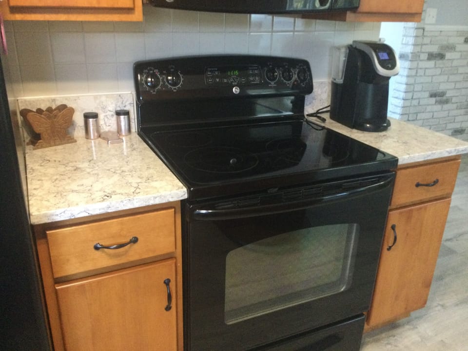 Kitchen stove 