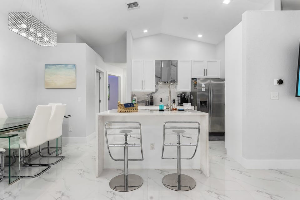 Fully equipped kitchen