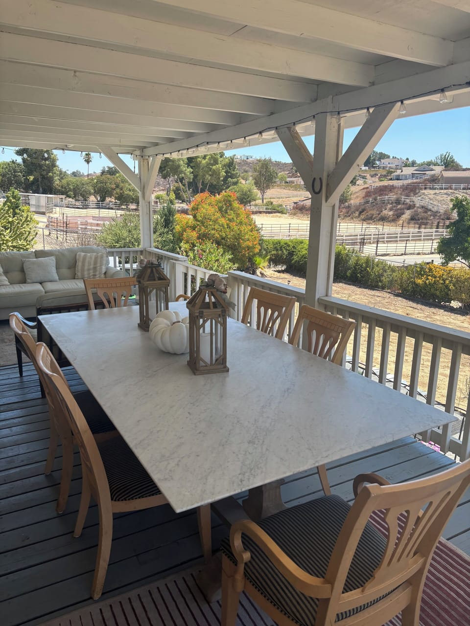 Outdoor dining