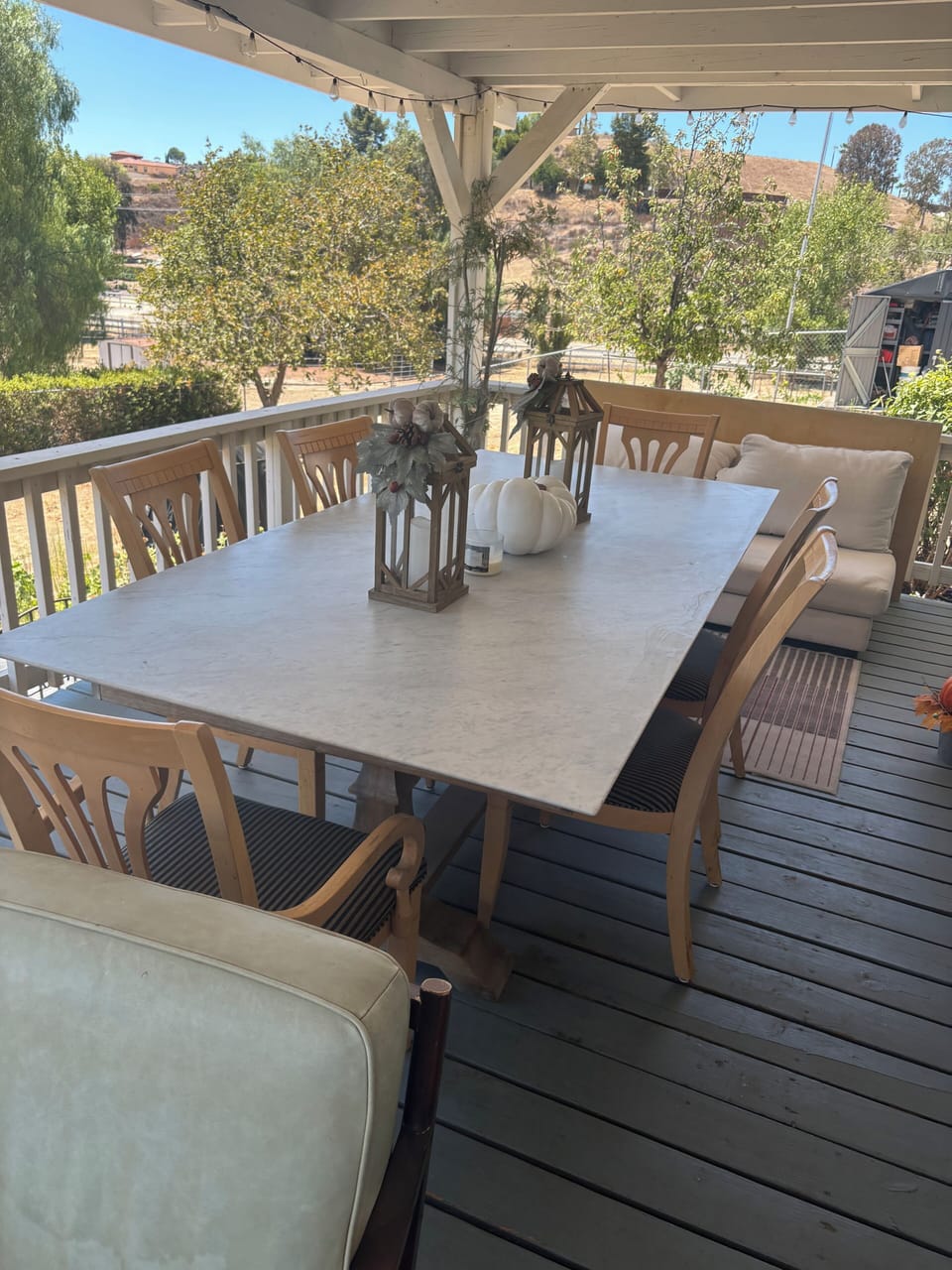 Outdoor dining