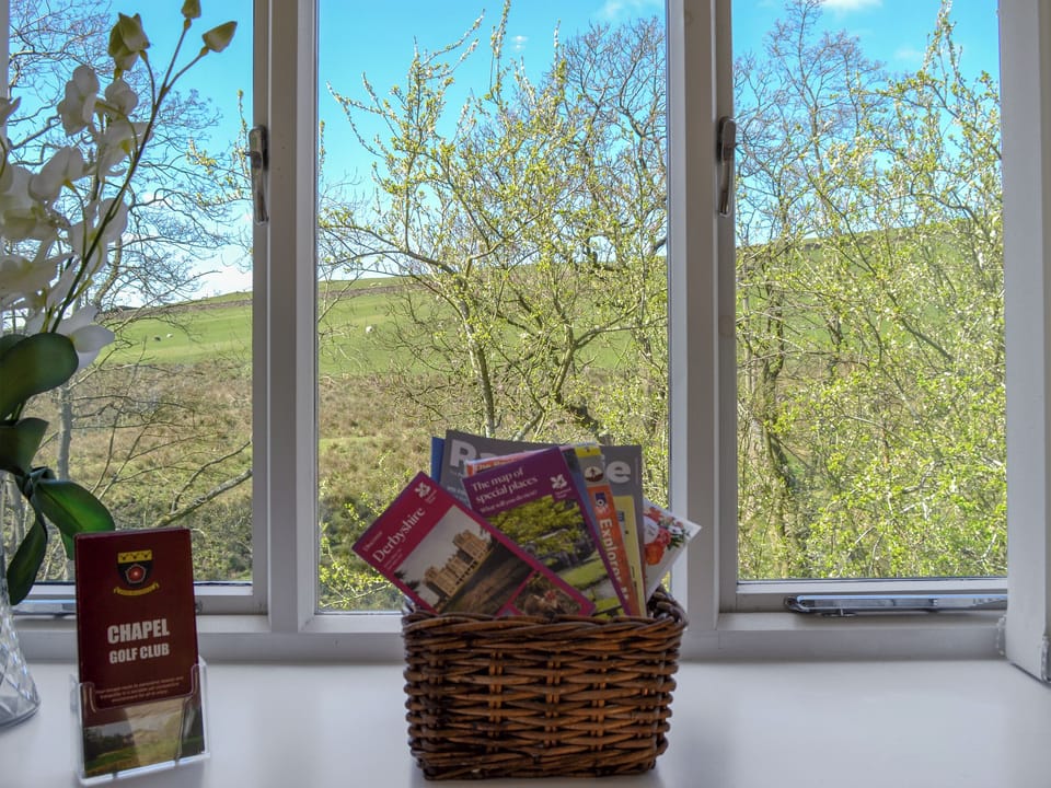 Open plan living space | Dewsnaps Spring - Dewsnaps, Chinley, near Chapel-en-le-Frith