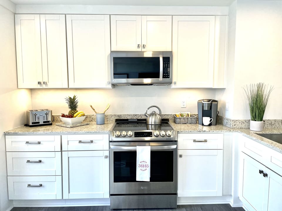 Brand new kitchen with all of your cooking essentials.