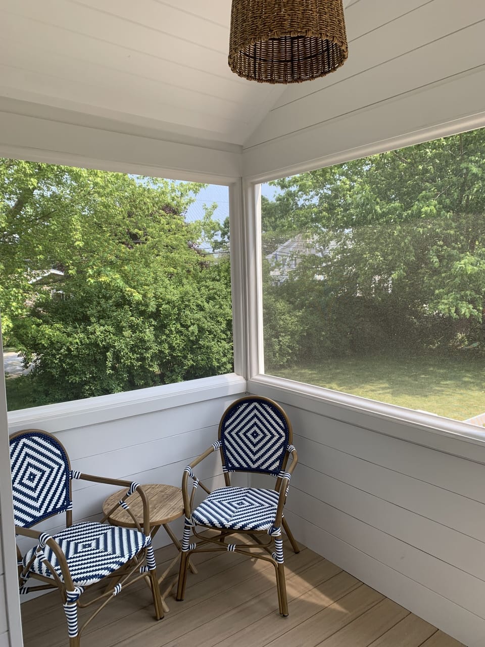 Screened in front porch 