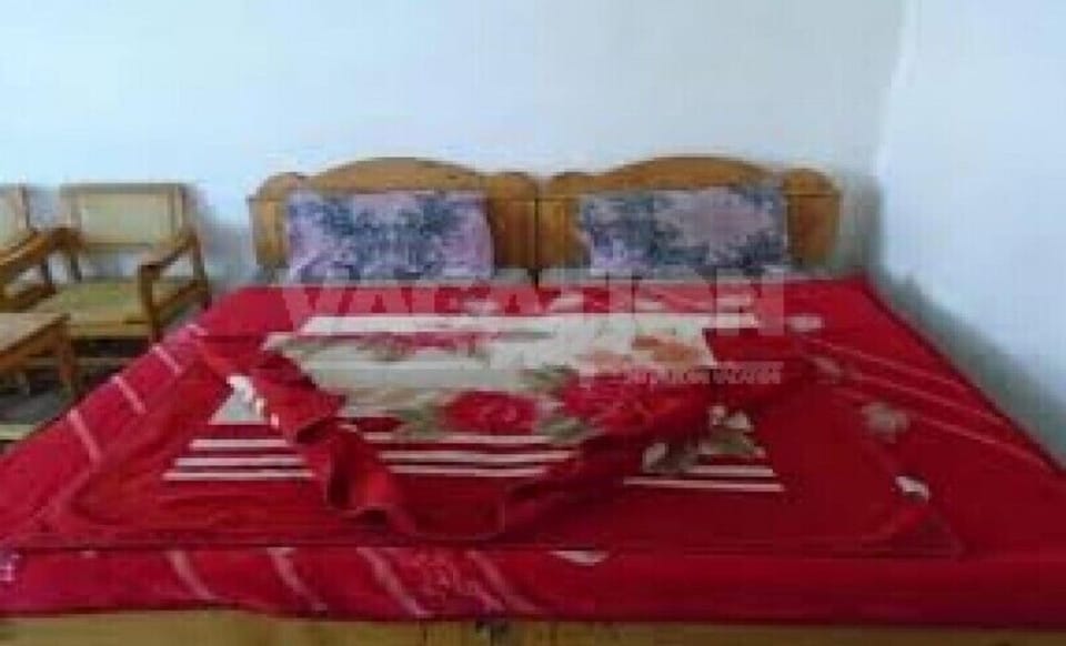 Double Room | Laptop workspace, WiFi (free)