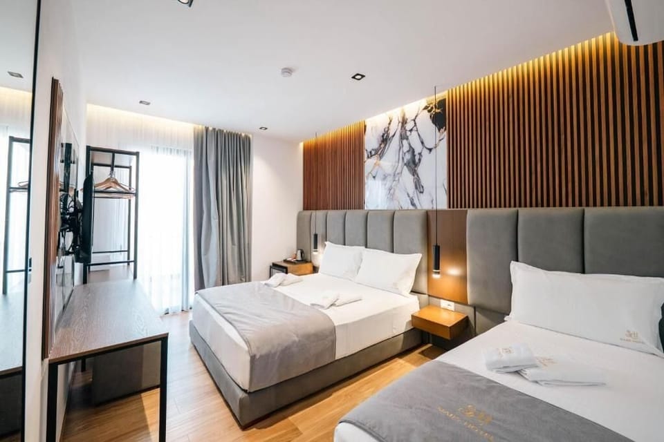 Superior Triple Room, Sea View | Bed sheets