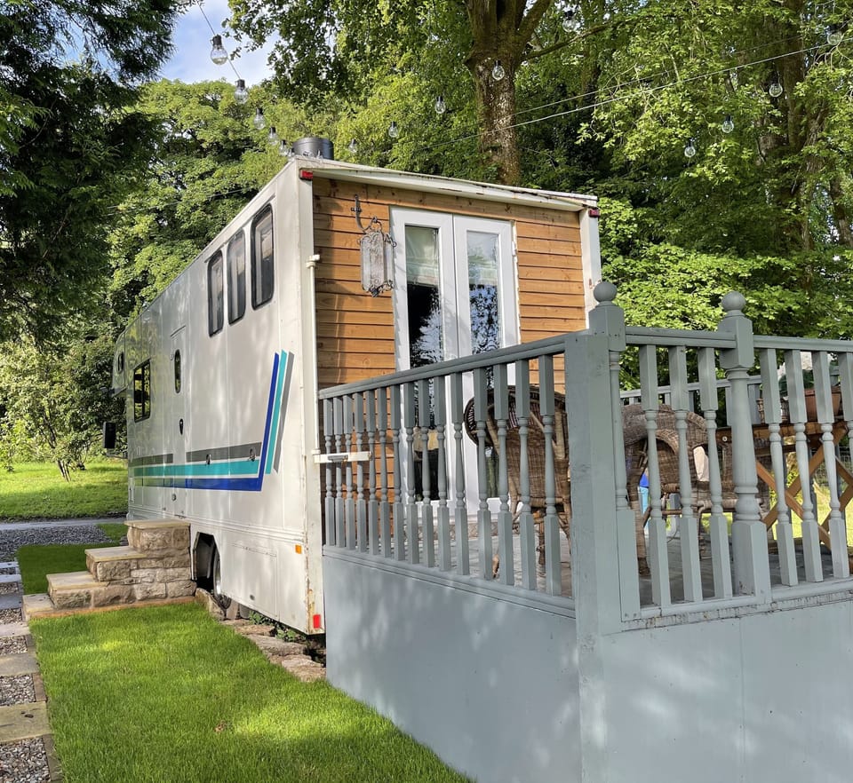 Cabin | Exterior