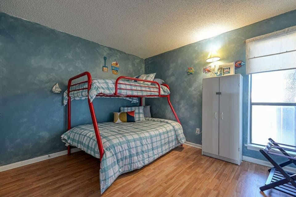 Bunk Room
