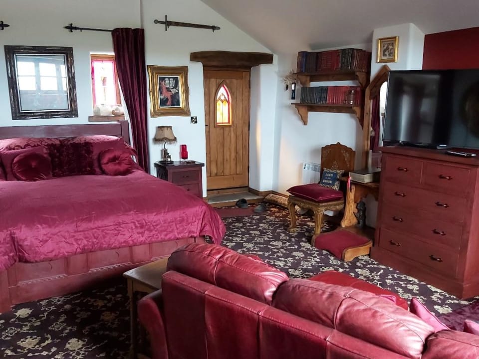 Cottage | 1 bedroom, iron/ironing board, free WiFi, bed sheets