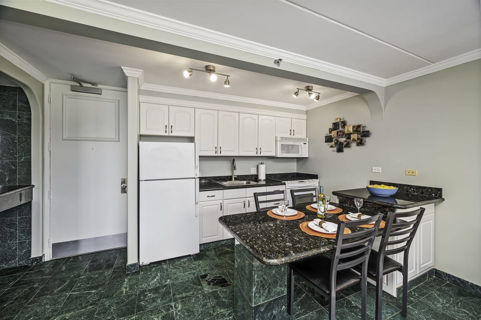 Fully Equipped Kitchen Ready to Cook - Fully Equipped Kitchen Ready to Cook