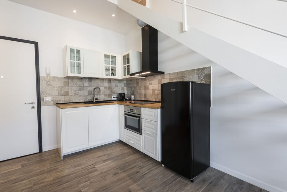Comfort Apartment | Private kitchen | Fridge, stovetop, dishwasher, coffee/tea maker
