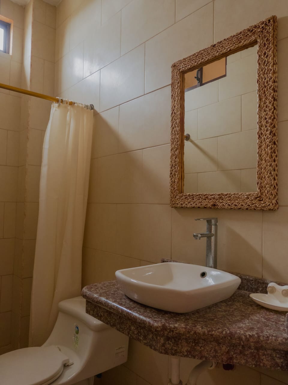 Triple Room | Bathroom | Shower, rainfall showerhead, towels, soap