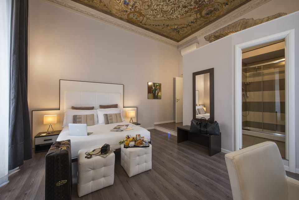 Deluxe Double Room | Minibar, in-room safe, desk, laptop workspace