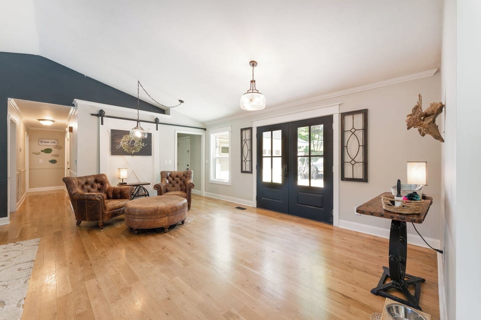 Main level living room