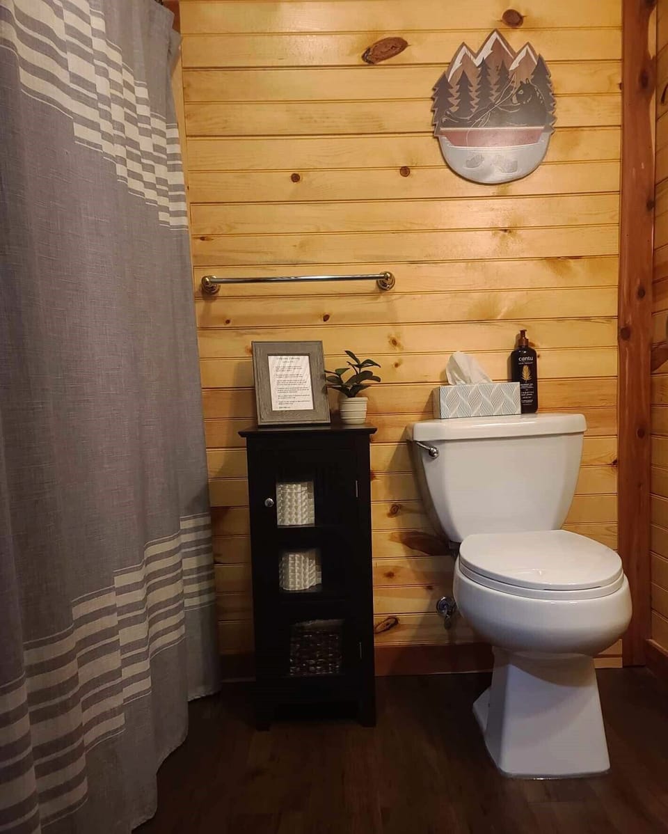 Full bathroom