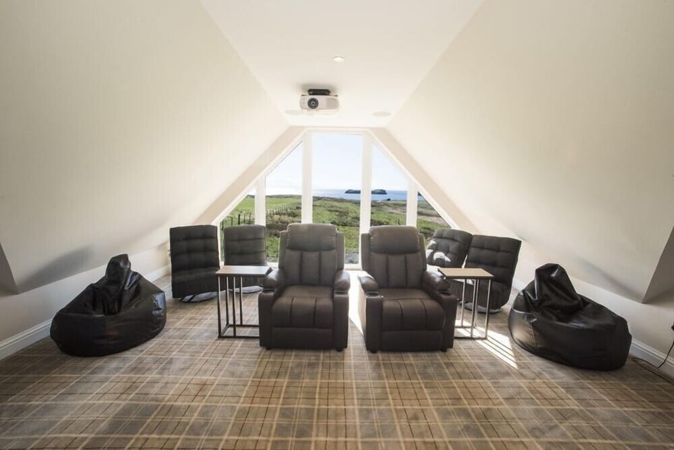 Cottage | Living room