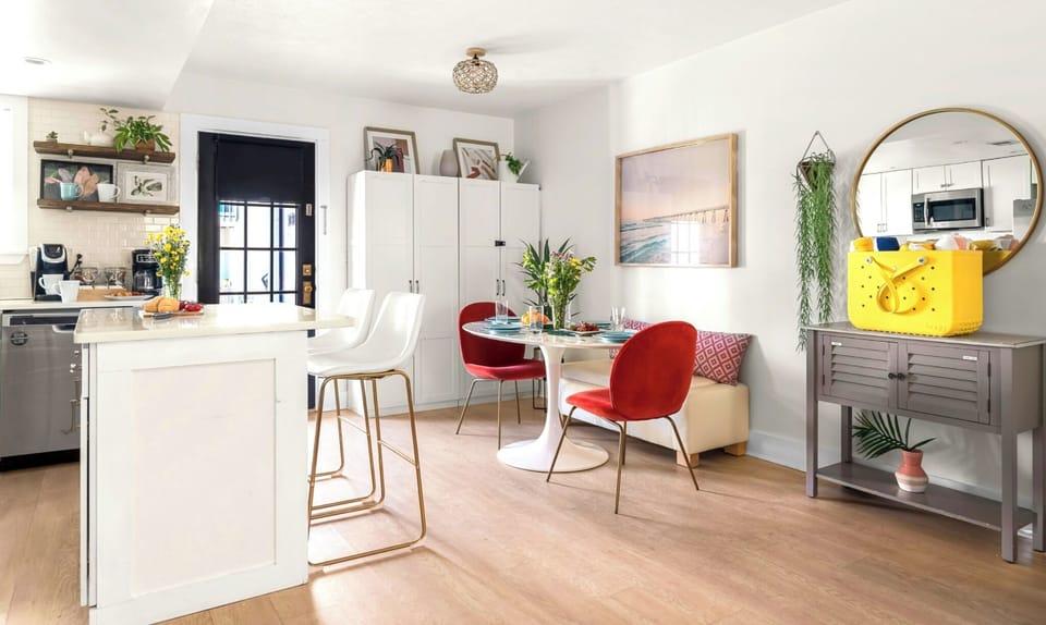 Open dinette with seating for four (+ counter seating)